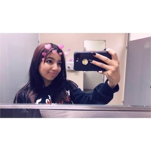 Meet your Posher, Jasmin